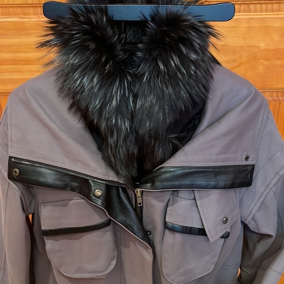 Magnificent winter coat! - Picture 5 of 11